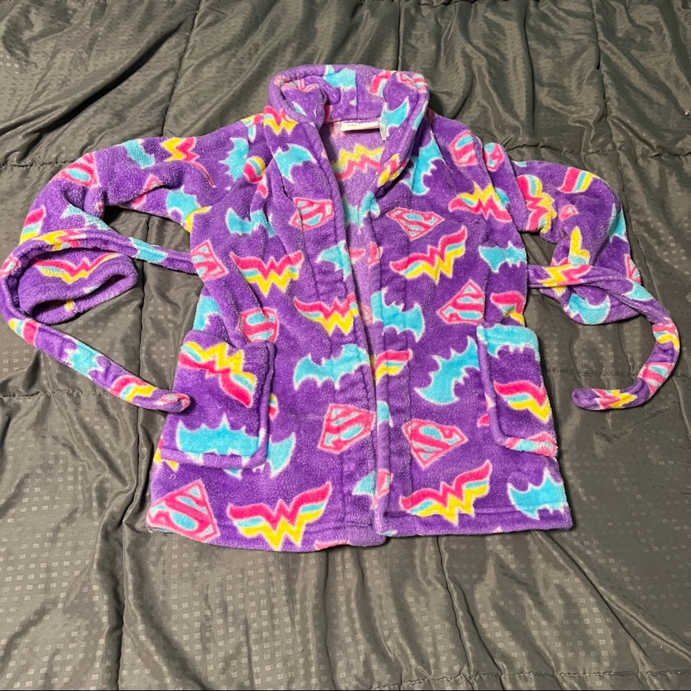 Dc super hero girls robe purple batgirl Wonder Woman super girl size 4/5